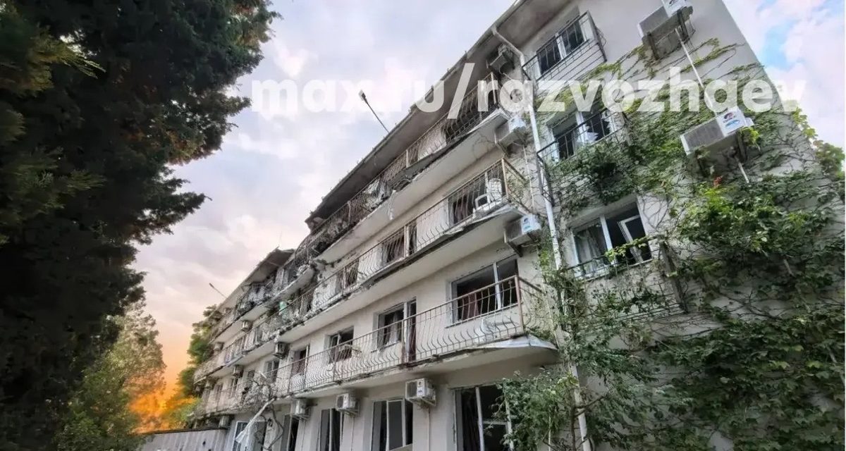 При атаке БПЛА на Севастополь пострадали четыре человека, повреждены дом и детский сад