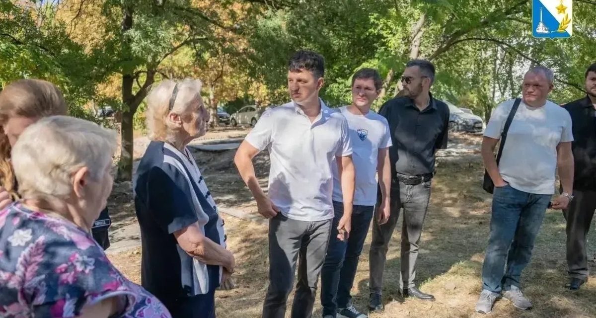 Жители Ленинского округа выбрали место для парка с амфитеатром на улице Хрусталева